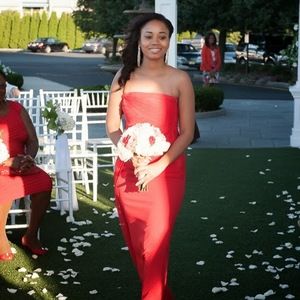 Meet your Posher, Dominique